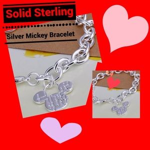 Attention Mickey Mouse Fans